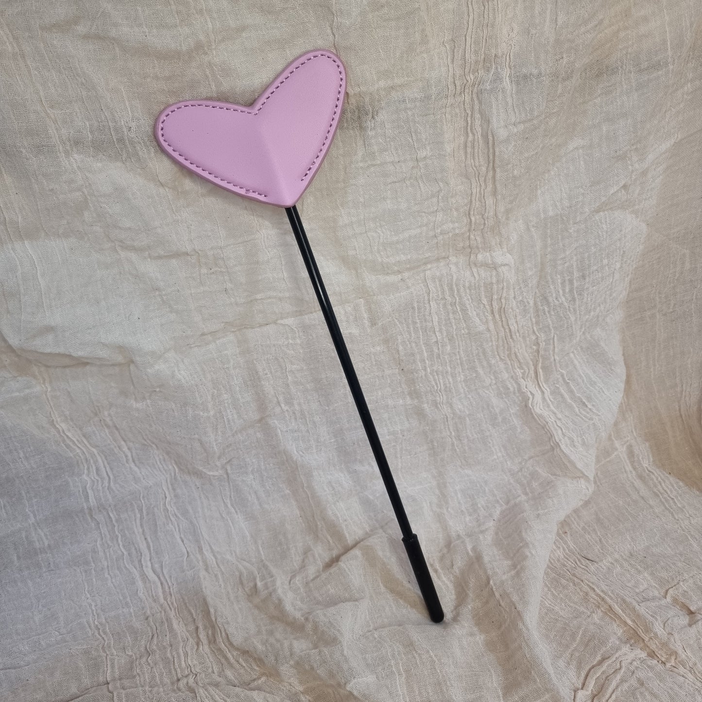 Heart shaped spank stick / whip, bdsm, bondage, flogger