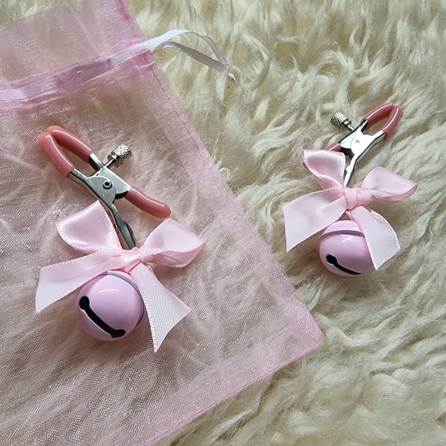 Pink Bow + Bell nipple clamps